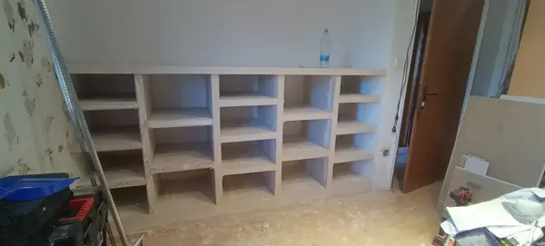 Garderoba pred pleskanjem